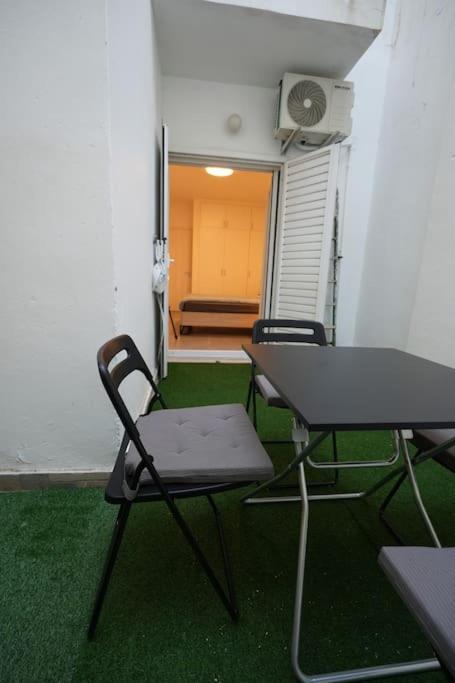 Comfortable Hideaway Apartment Athens Exterior photo