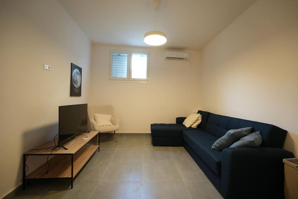 Comfortable Hideaway Apartment Athens Exterior photo